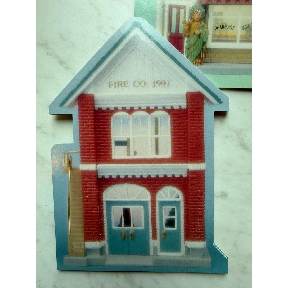 VTG Hallmark Hall Bros Cards Gifts Storefront Tin Partial Set Notecards Decor